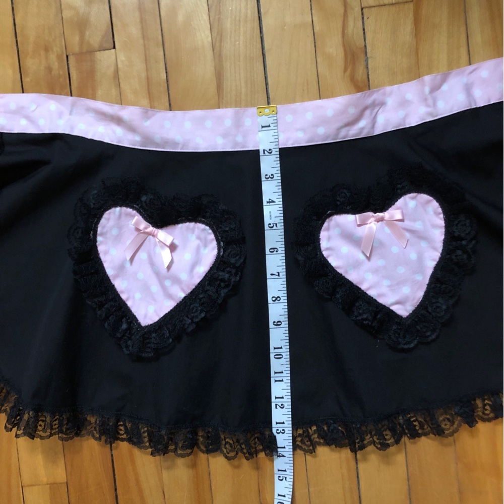 Rare! NWT Lucky 13 Retro Pinup Ruffle Lace Heart Apron Coquette DollsKill - Picture 10 of 10